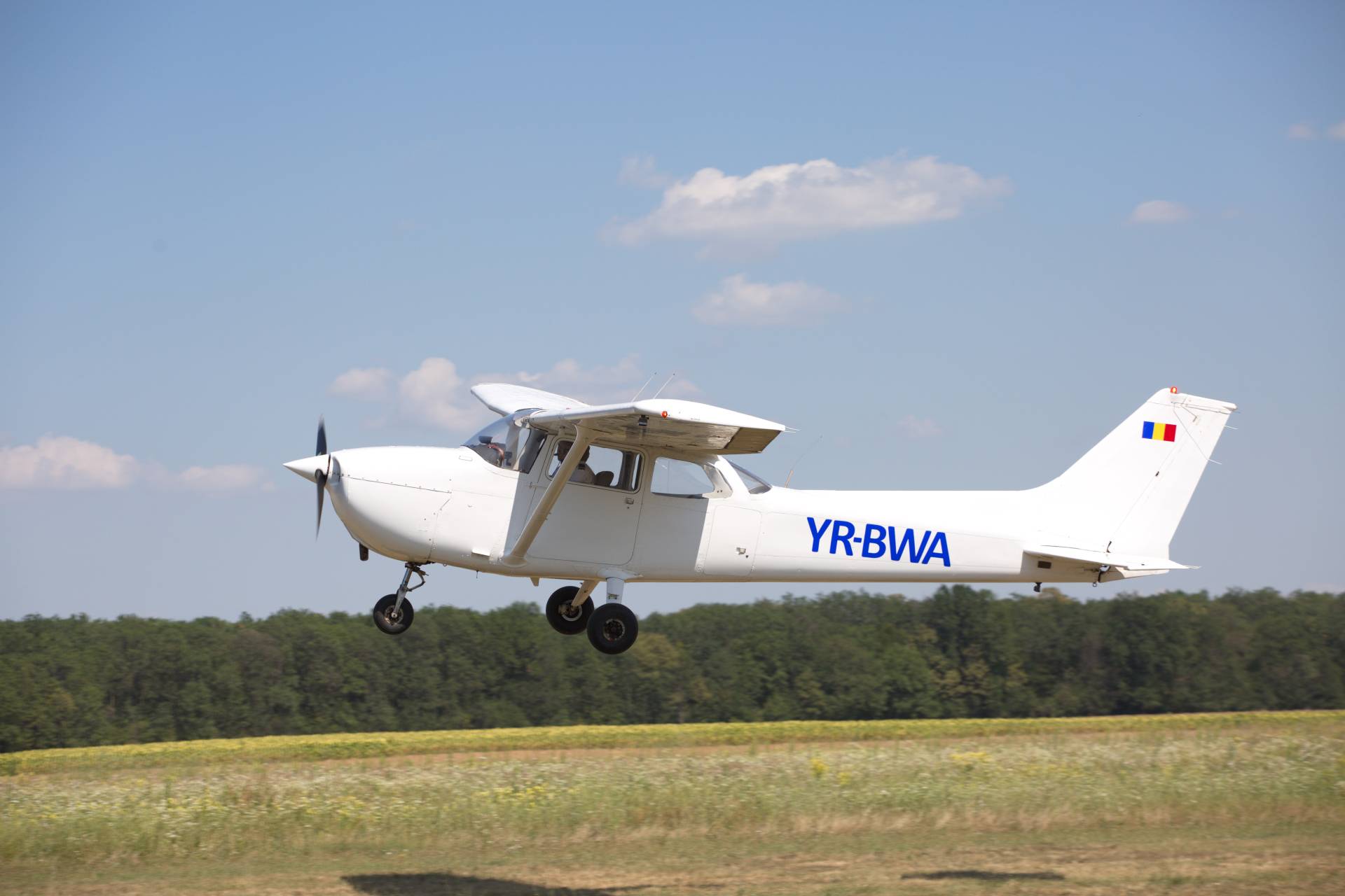 Cessna F-172 Skyhawk N