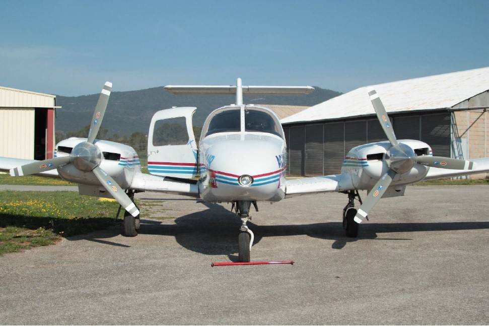 Piper PA-44-180T Turbo Seminole